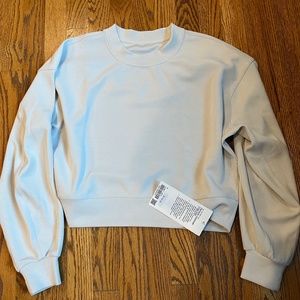 Lululemon Perfectly Oversized Crop Crew - size 4